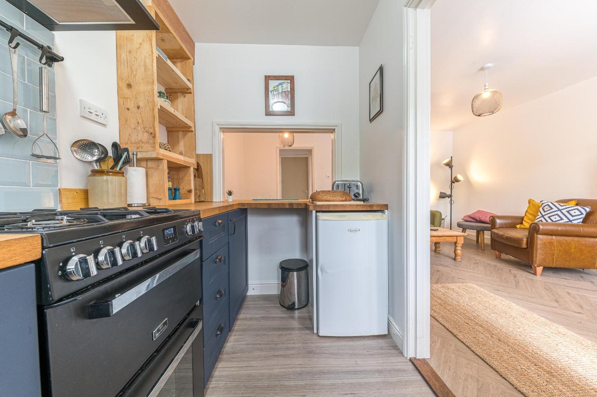 Couples Getaway In Central Windermere, Ground Floor Flat With Parking Экстерьер фото